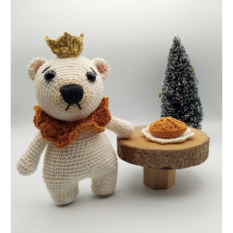 Patron au crochet amigurumi Constantin l'ours gourmand - format pdf