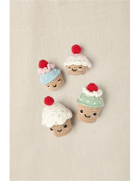 Kit crochet amigurumis cupcakes avec des cerises DMC