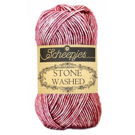 Pelote Stone washed de Scheepjes - Corundum Ruby 808
