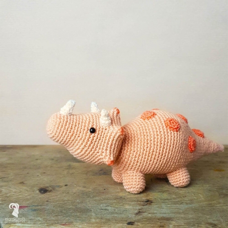 Kit amigurumi au crochet HardiCraft - Triceratops
